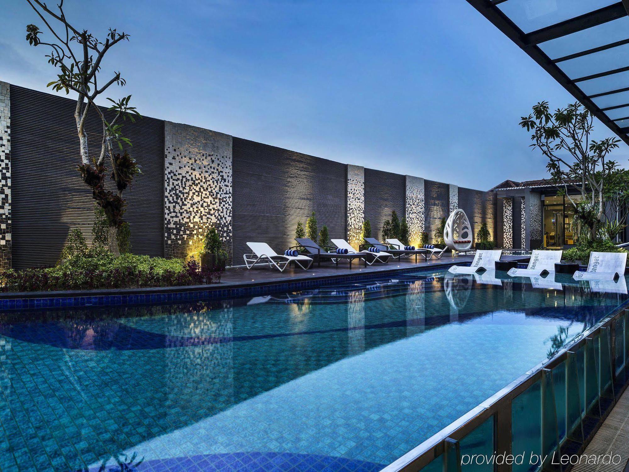 Kamaniiya Petitenget Seminyak Exterior foto